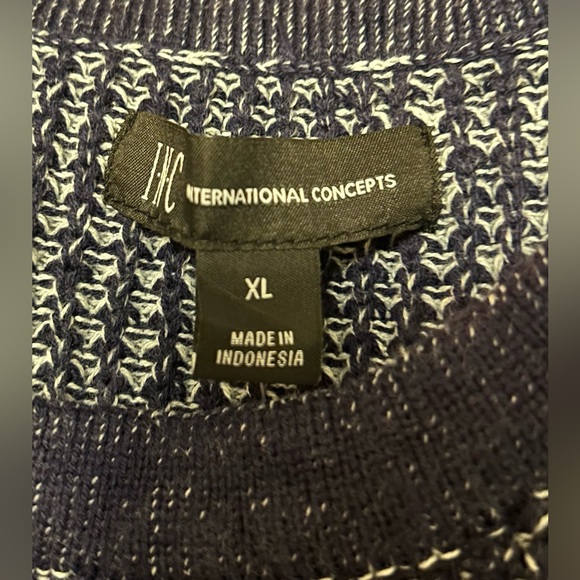 Men's Damien Zip-Trim Crewneck Sweater - Picture 5 of 7